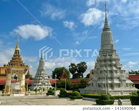 The Cambodian Royal Palace, perfect for Instagram photos. 141690064