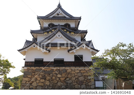 This is the main tower of Hikone Castle, a national treasure. This is the main tower of Hikone Castle, a national treasure. 141691048