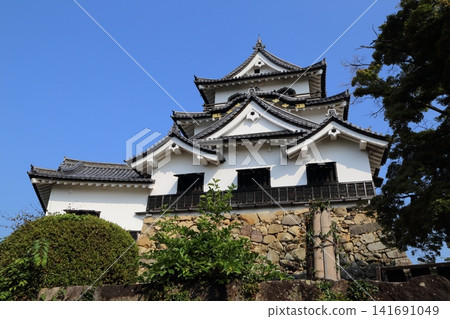 This is the main tower of Hikone Castle, a national treasure. This is the main tower of Hikone Castle, a national treasure. 141691049