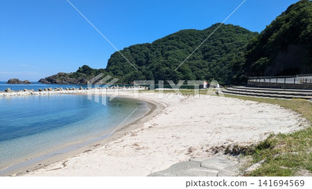 Beautiful sea and sandy beach Beautiful sea and sandy beach 141694569