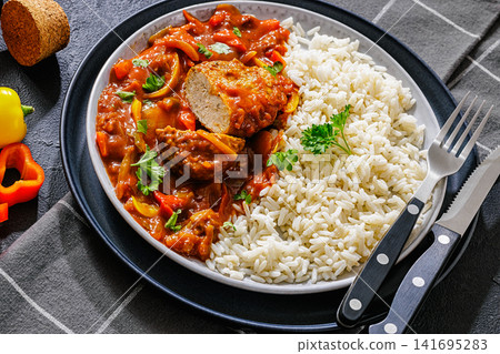 American Ground Meat Patty In Pepper Tomato Sauce 141695283