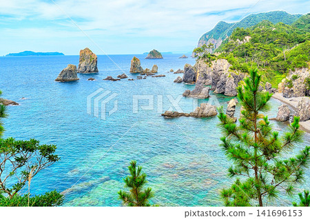青海島的海洋阿爾卑斯山 141696153