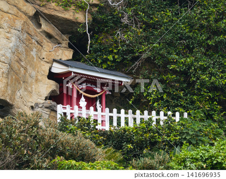 禦崎神社正殿 141696935