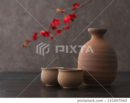 Japanese sake image: Sake bottle and sake cup set Japanese sake image: Sake bottle and sake cup set 141697040