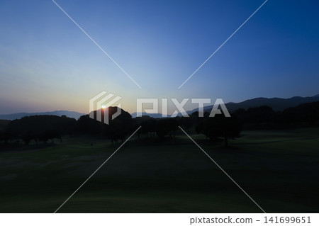 Morning glow before dawn Morning glow before dawn 141699651