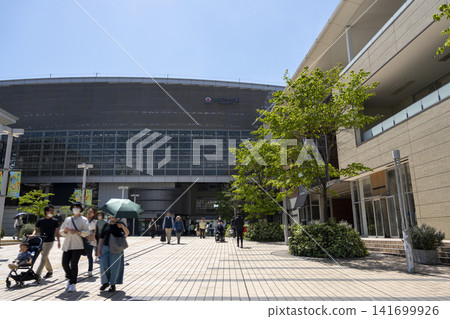 Urban landscape of Yokohama City, Kanagawa Prefecture: Tamaplaza Station Square and Station Building Urban landscape of Yokohama City, Kanagawa Prefecture: Tamaplaza Station Square and Station Building 141699926