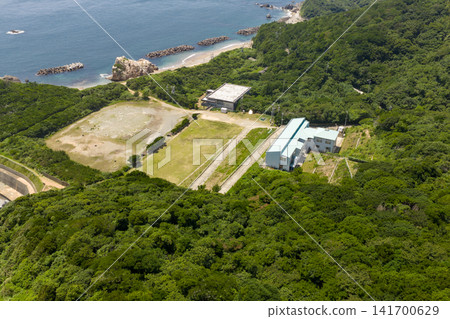 神島小學位於三重縣伊勢志摩市的離島神島。 141700629