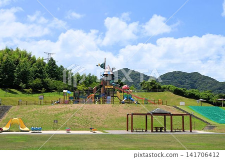 長野綠園的大型運動遊樂場設施 長野綠園的大型運動遊樂場設施 141706412