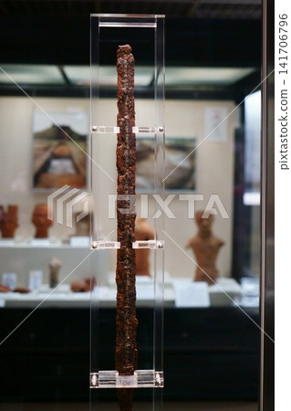 9893 National Treasure: Gold-Inlaid Iron Sword (Surface) 9893 National Treasure: Gold-Inlaid Iron Sword (Surface) 141706796