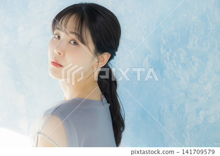 A three-generation female family 141709579