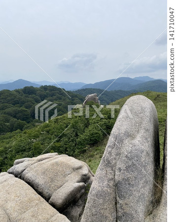 Rocky peaks and ridges of the Indian Plains Rocky peaks and ridges of the Indian Plains 141710047