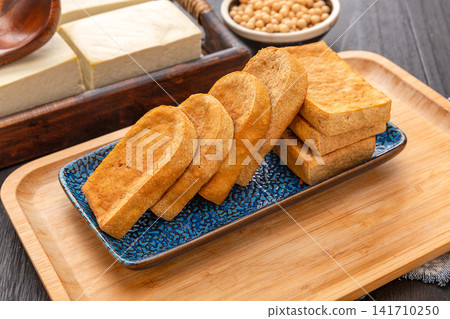 deep Fried Golden Tofu Cubes With Crispy Texture For Asian Dishes deep Fried Golden Tofu Cubes With Crispy Texture For Asian Dishes 141710250