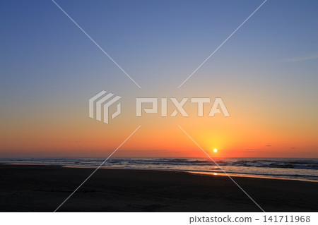 beautiful beach sunrise beautiful beach sunrise 141711968
