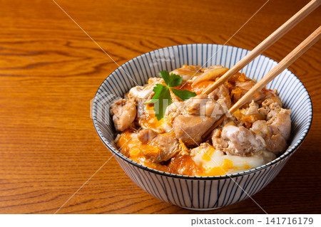 吃炒麵 吃炒麵 141716179