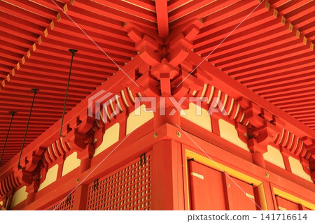 綠樹成蔭的“Takkoku-no-Iwaya Bishamondo” 綠樹成蔭的“Takkoku-no-Iwaya Bishamondo” 141716614
