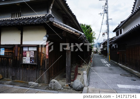 Tondabayashi Terauchi-cho Streetscape Tondabayashi Terauchi-cho Streetscape 141717141