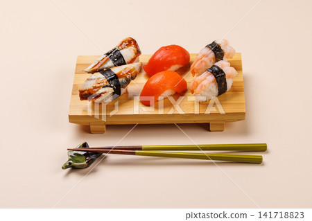 Sushi set on plate Sushi set on plate 141718823