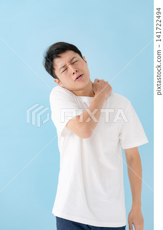 Stiff shoulder male Stiff shoulder male 141722494