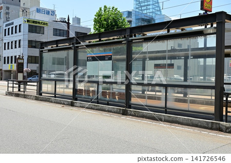 Prefectural Office Station (Kencho-mae Teiryujo), Toyama Local Toyama Tram Line 141726546