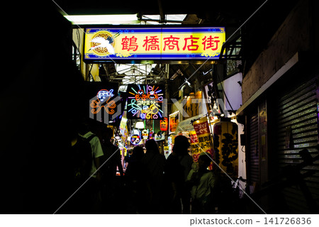 大阪韓國城購物街內部 141726836