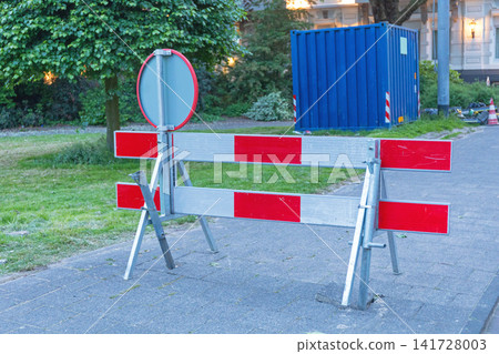 Road Works Barrier City Road Works Barrier City 141728003