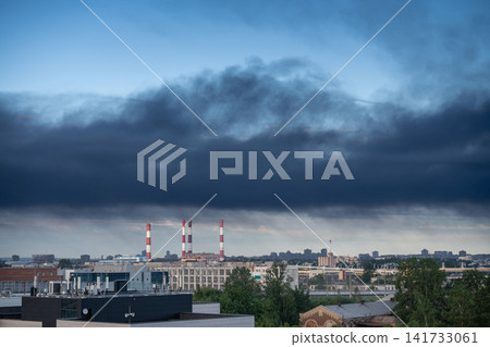 Toxic smoke from major oil refinery plant floating in air and covering city, urban plant disaster 141733061