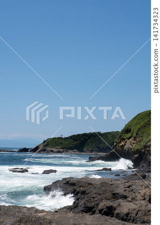 Waves crashing onto the shore, Jogashima Island, Miura City, Kanagawa Prefecture Waves crashing onto the shore, Jogashima Island, Miura City, Kanagawa Prefecture 141734323