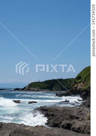 Waves crashing onto the shore, Jogashima Island, Miura City, Kanagawa Prefecture Waves crashing onto the shore, Jogashima Island, Miura City, Kanagawa Prefecture 141734328