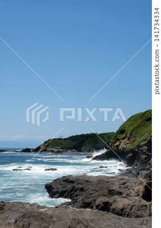 海浪拍打著海岸,城島,神奈川縣三浦市 海浪拍打著海岸,城島,神奈川縣三浦市 141734334