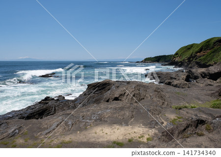 海浪拍打著海岸,城島,神奈川縣三浦市 海浪拍打著海岸,城島,神奈川縣三浦市 141734340