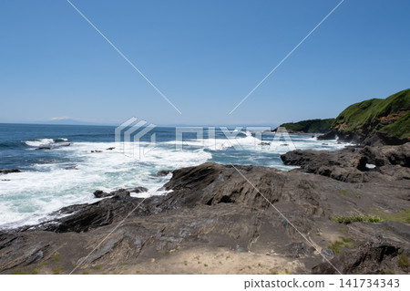 Waves crashing onto the shore, Jogashima Island, Miura City, Kanagawa Prefecture Waves crashing onto the shore, Jogashima Island, Miura City, Kanagawa Prefecture 141734343