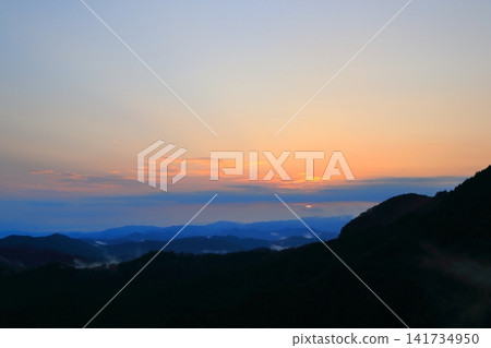 和歌山紀伊山脈的黎明 1 和歌山紀伊山脈的黎明 1 141734950