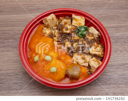 Bento box with a combination of shrimp chili and mapo tofu Bento box with a combination of shrimp chili and mapo tofu 141736282