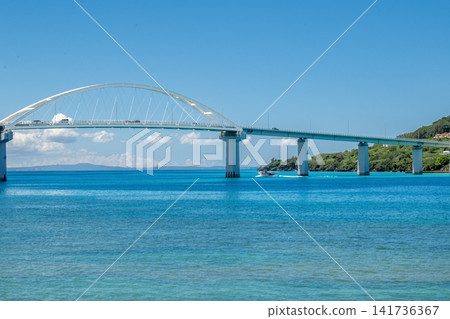 The beautiful sea and the spectacular view of Sesoko Bridge The beautiful sea and the spectacular view of Sesoko Bridge 141736367