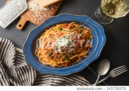 Bolognese with coarsely ground meat Bolognese with coarsely ground meat 141738370