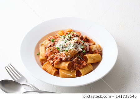 Rigatoni Bolognese Rigatoni Bolognese 141738546