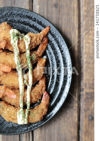 Mini fried shrimp with tartar sauce Mini fried shrimp with tartar sauce 141738825