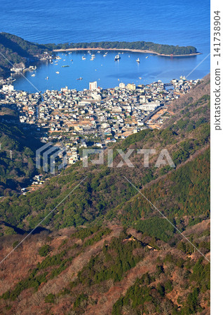 View of Toda Fishing Port from Kodarumayama Mountain on the Izu Mountain Ridge Trail, Izu Peninsula View of Toda Fishing Port from Kodarumayama Mountain on the Izu Mountain Ridge Trail, Izu Peninsula 141738904