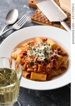 Rigatoni Bolognese Rigatoni Bolognese 141738913