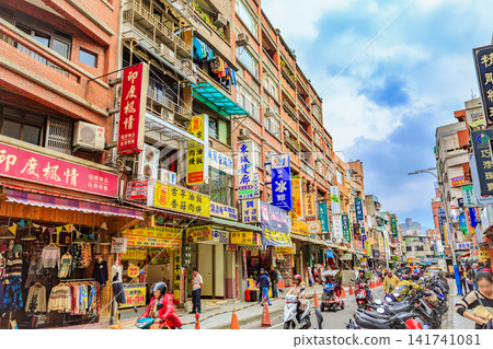 2015年台灣街景:新北市淡水舊街 2015年台灣街景:新北市淡水舊街 141741081