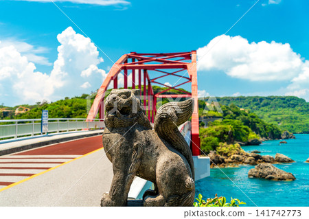 Blue sky and red Shisa Blue sky and red Shisa 141742773