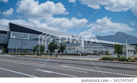 JR Echizen-Takefu Station (Shinkansen station) JR Echizen-Takefu Station (Shinkansen station) 141743547