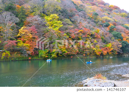 秋天,京都,嵐山,桂川 秋天,京都,嵐山,桂川 141746107