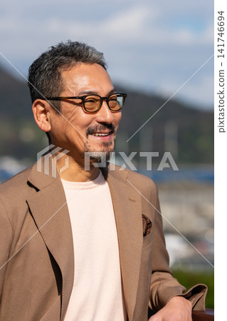 老人們享受著他們的第二人生 老人們享受著他們的第二人生 141746694