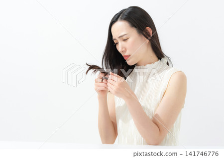 女性的頭髮護理 女性的頭髮護理 141746776