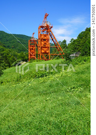 Coal Mine Memorial Forest Park / Vertical Rolling Tower 141750001