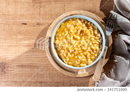 Creamy mac and cheese in a bowl Creamy mac and cheese in a bowl 141751000