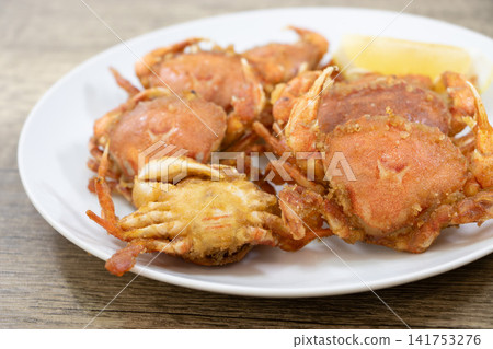 Deep-fried crab 141753276