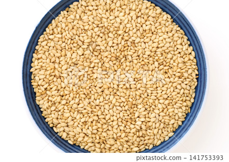 White sesame 141753393