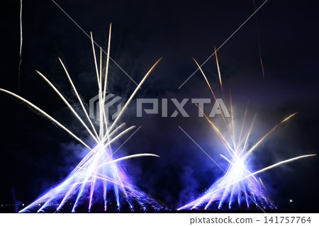 Fireworks blooming in the night sky <Oigawa Fireworks Festival 2026> Fireworks blooming in the night sky <Oigawa Fireworks Festival 2026> 141757764